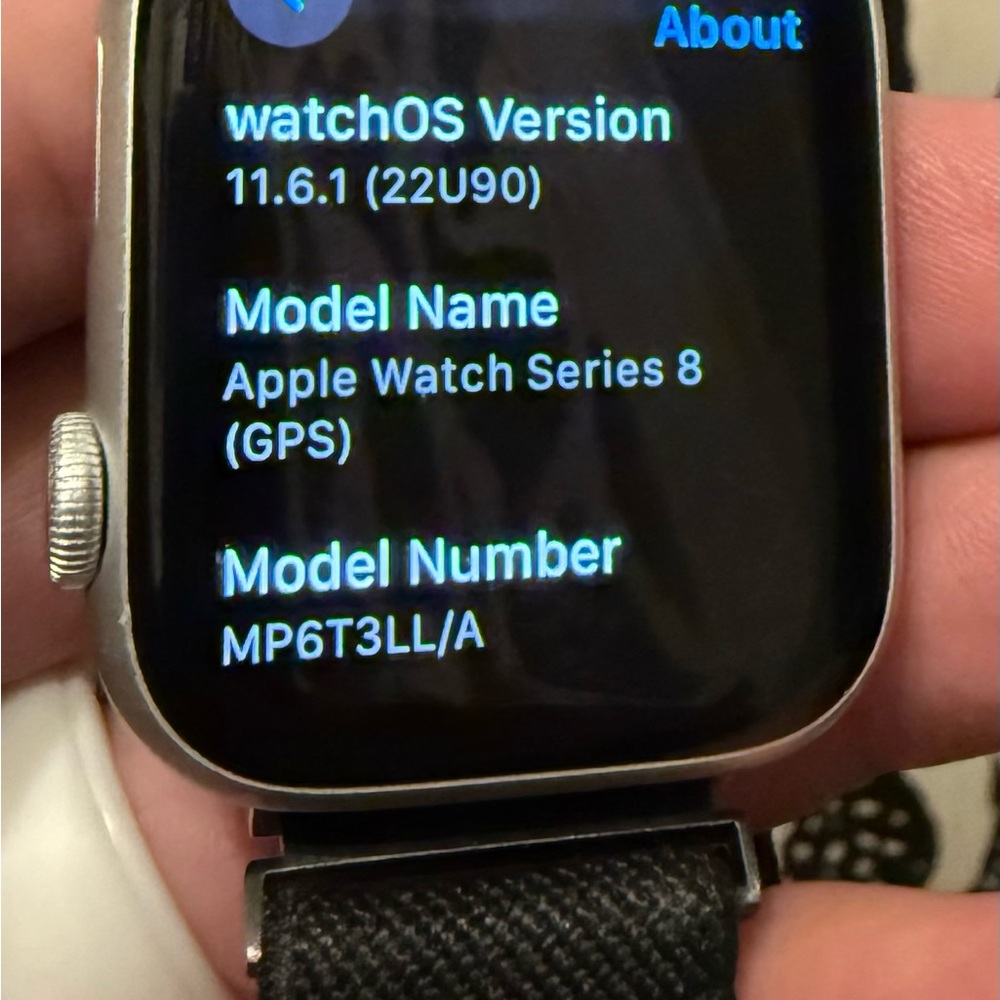 Apple Watch Series 8 [GPS, 45mm], space gray, great condition